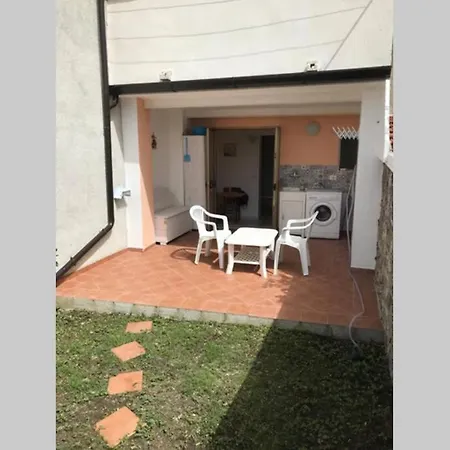 Casa Tra Mare E Castello